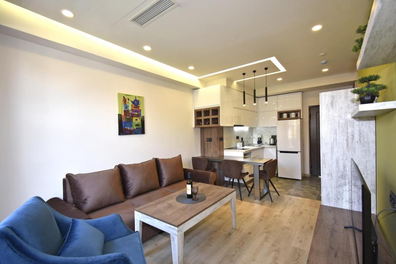 Home4You Apartments On Koghbatsi Ereván Exterior foto